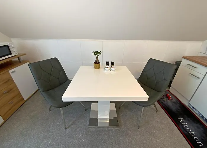 Jacky & Daniel's 2 *